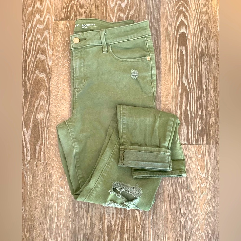 Old Navy Rockstar Mid-rise Skinny Jeans